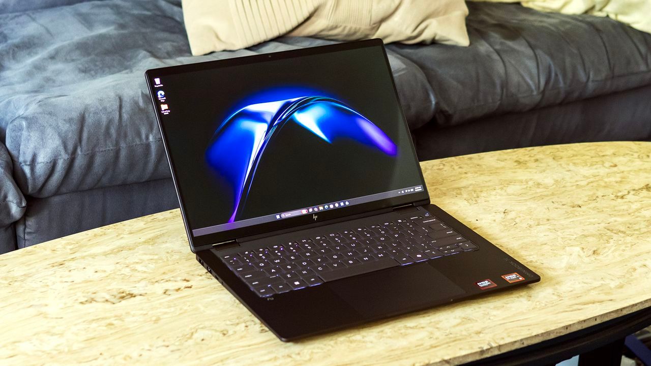 Featured image HP OmniBook X Flip 14 Review Design vs Performance