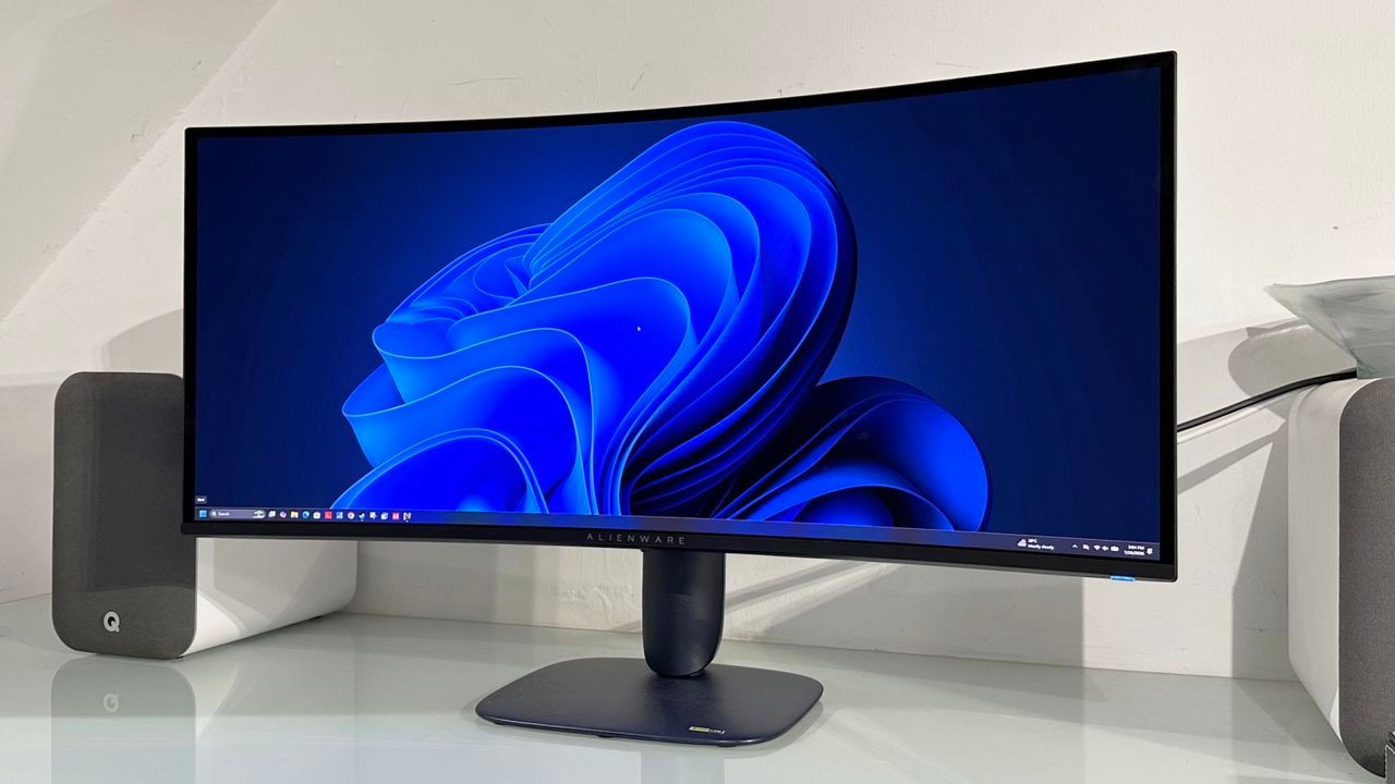 Featured image Alienware 34 inch monitor visual review
