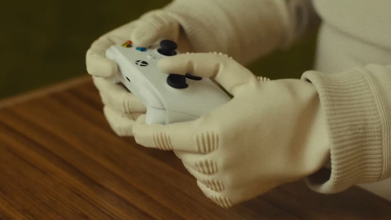 Featured image Robot operates Xbox opens snacks and makes clumsy sexual passes