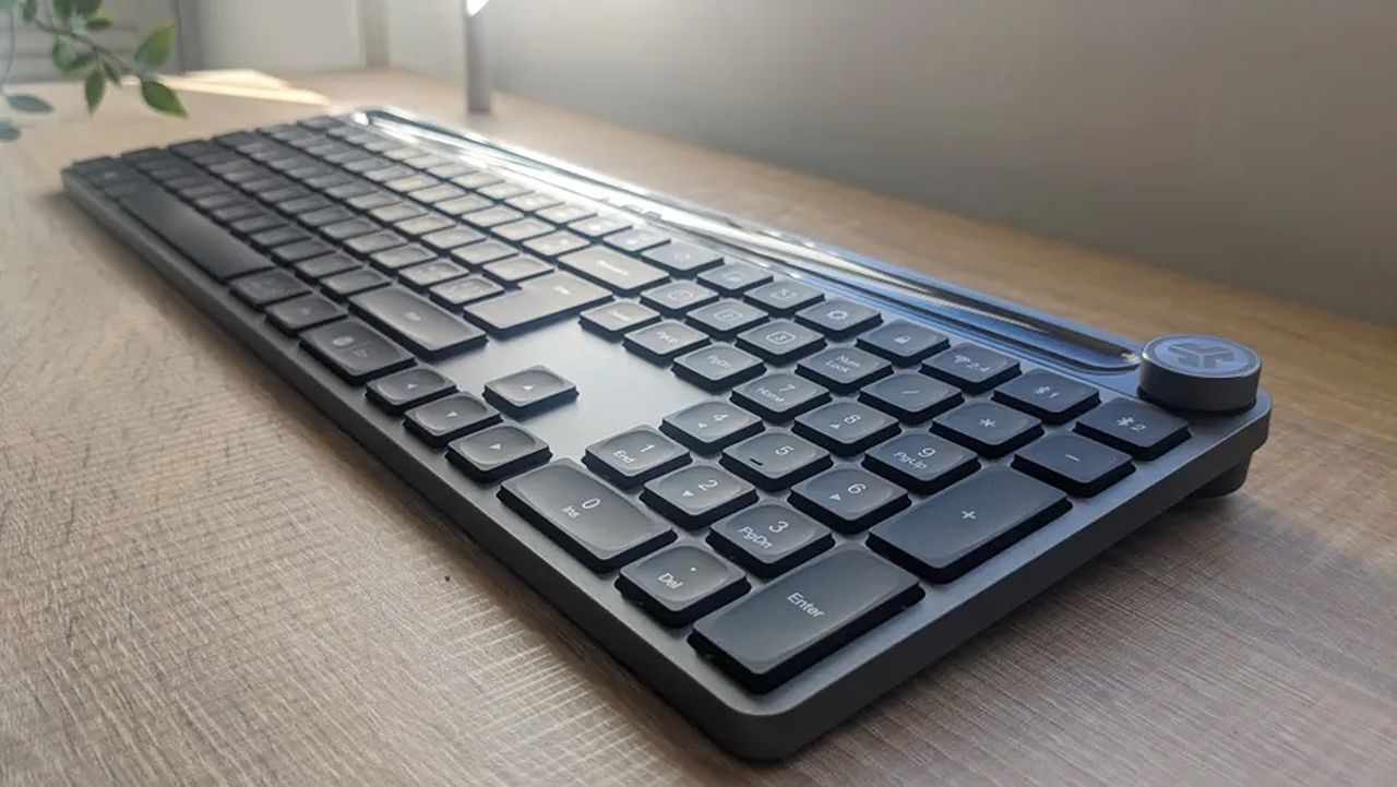 Featured image TechRadars ergonomic laptop for your budget
