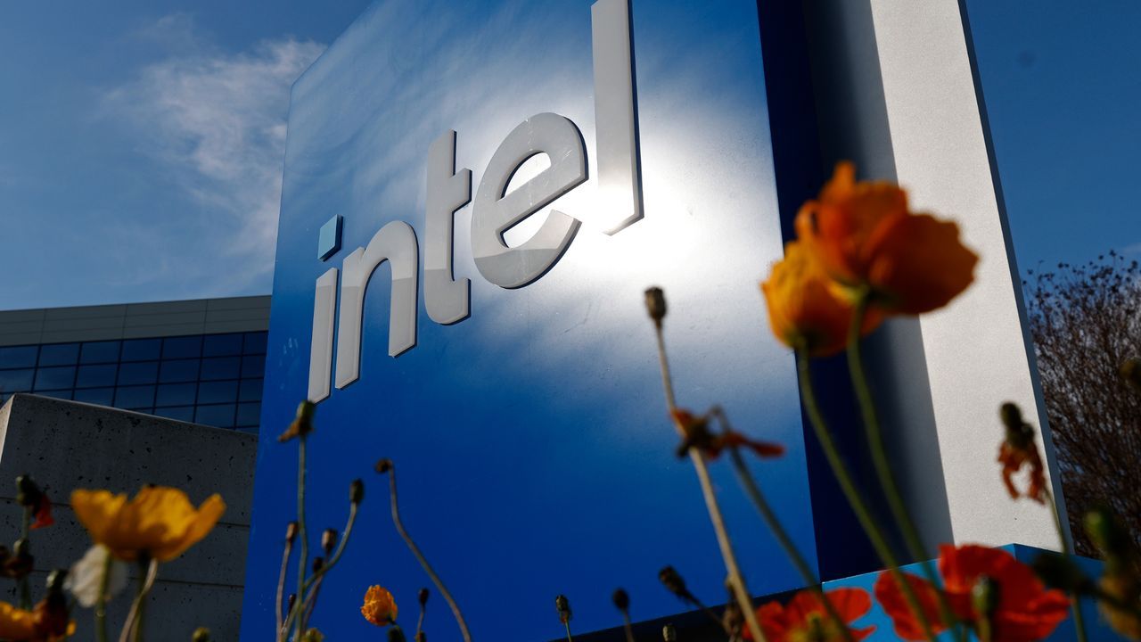 Featured image Intel layoffs hit Data Center group focusing on AI chips and CPUs