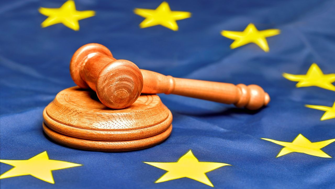 Featured image Google fined 1 billion for breaking EU antitrust rules