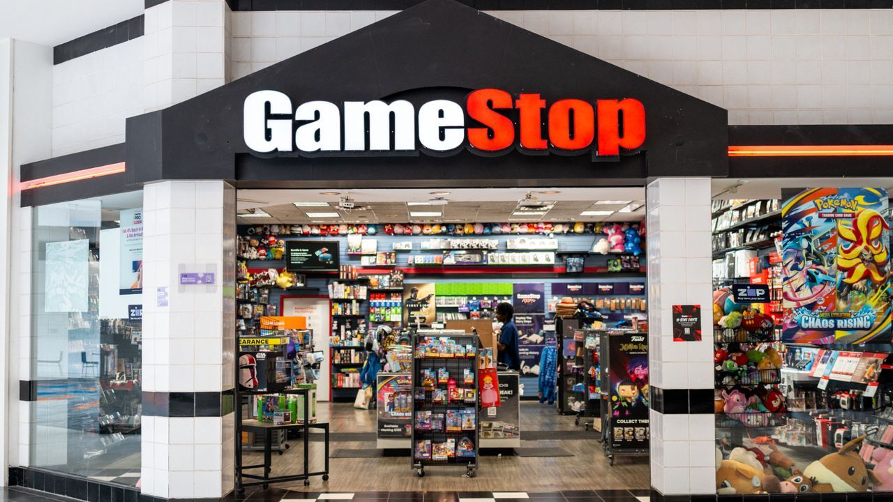 Featured image GameStop CEO says disc strategy is totally irrelevant