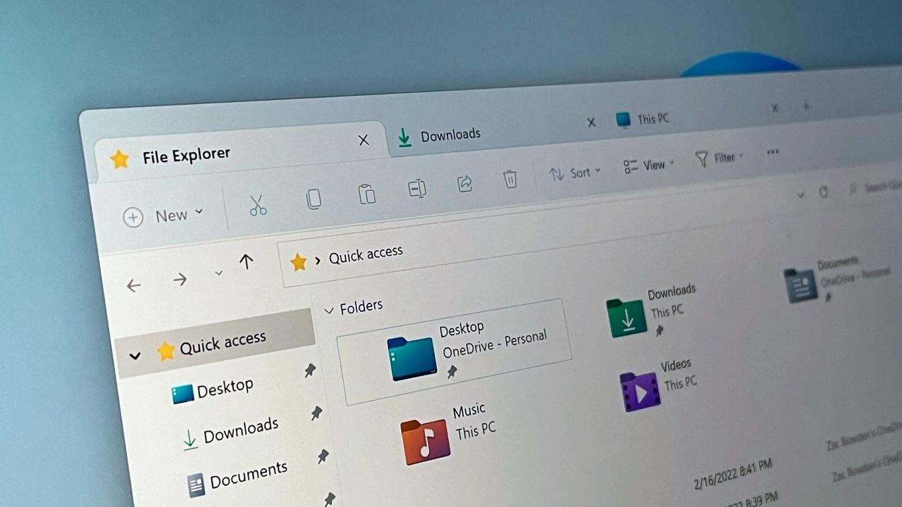 Featured image File Explorer gets a modern UI update in Windows 11