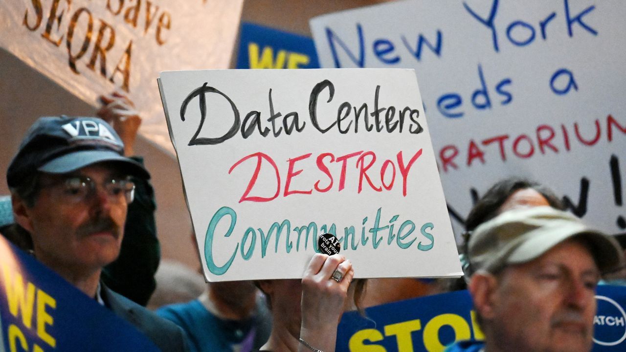 Featured image NY Governor pauses AI data center construction
