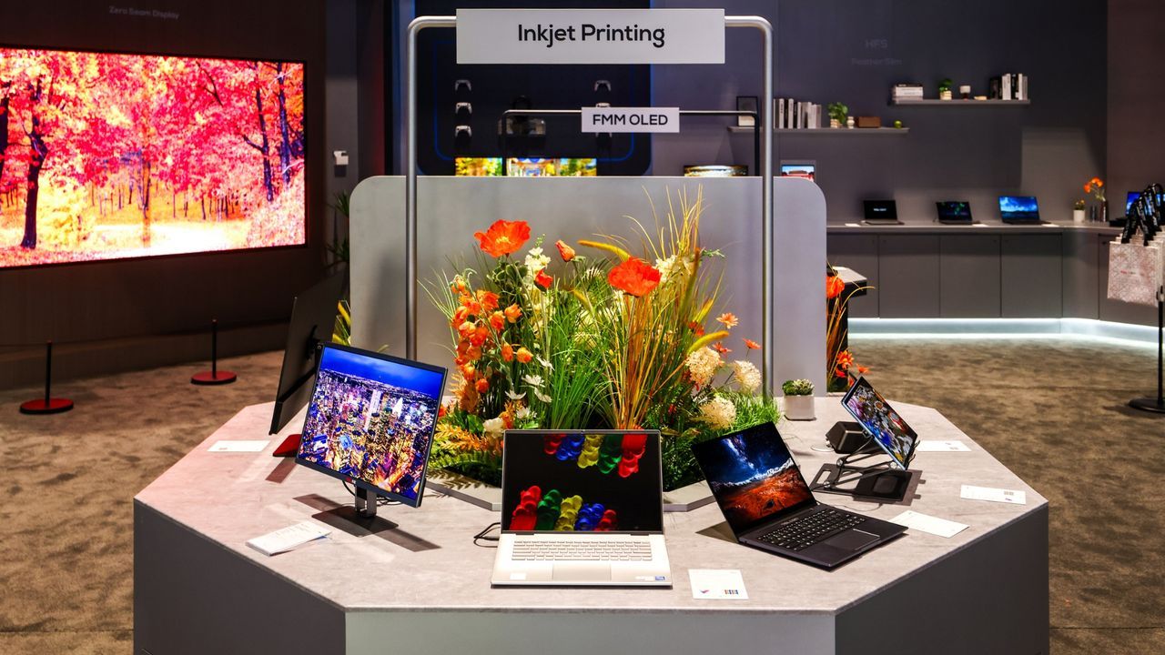 Featured image Lenovos OLED laptop features 240Hz inkjet panel