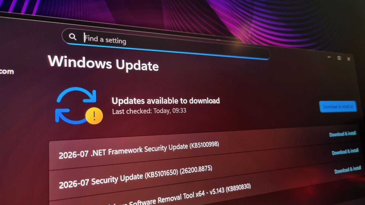 Featured image Monitor ruined by latest Windows 11 update