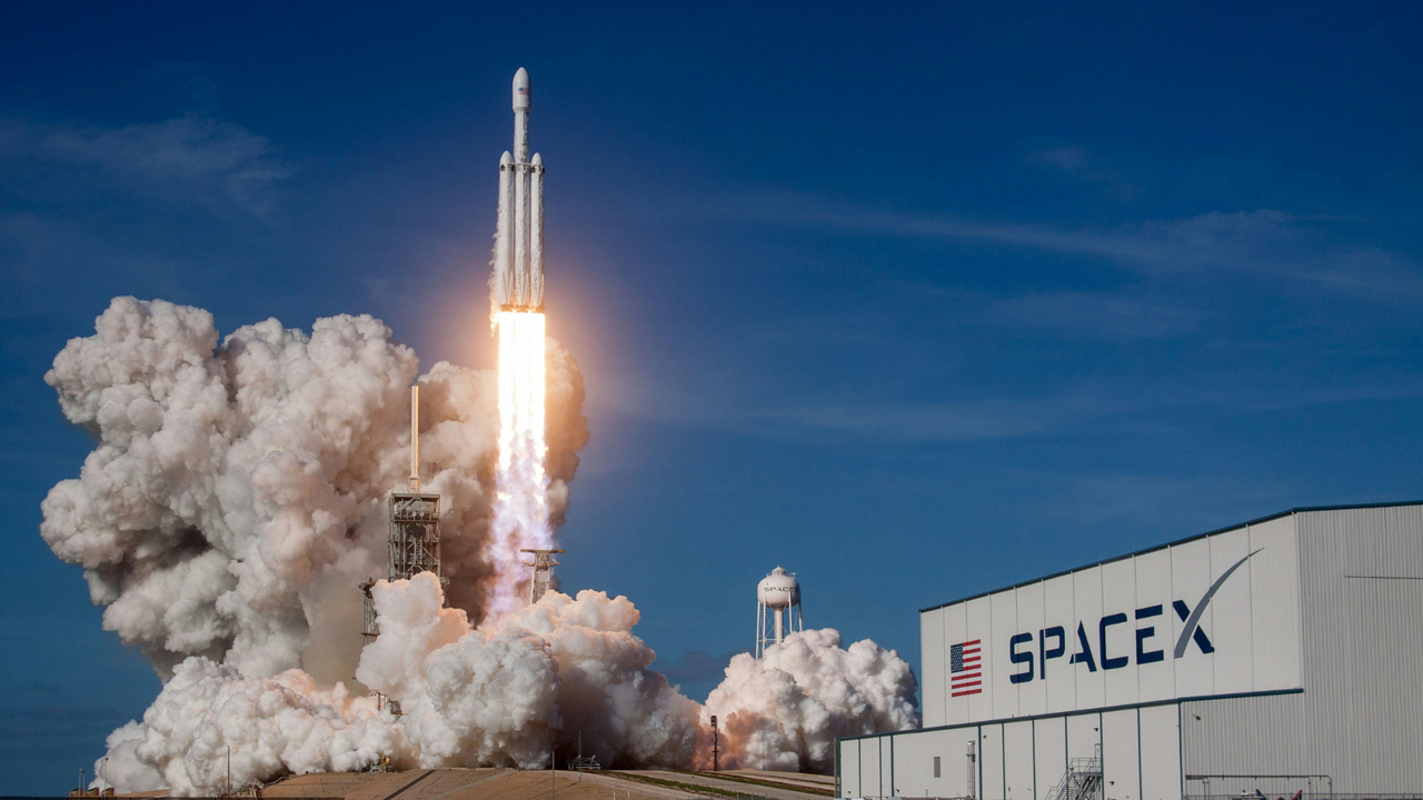Featured image SpaceX stage smashes into moon at 5400 mph NASA tracks impact