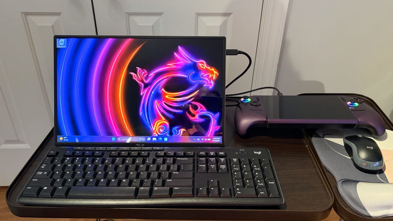 Featured image Asus ZenScreen OLED portable monitor review