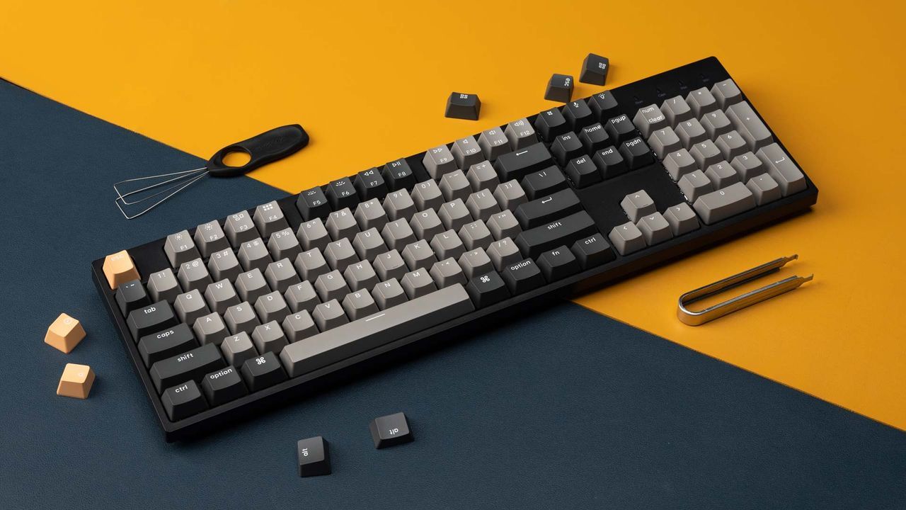 Featured image Fullsize Keychron Keyboard 29 with switch choice
