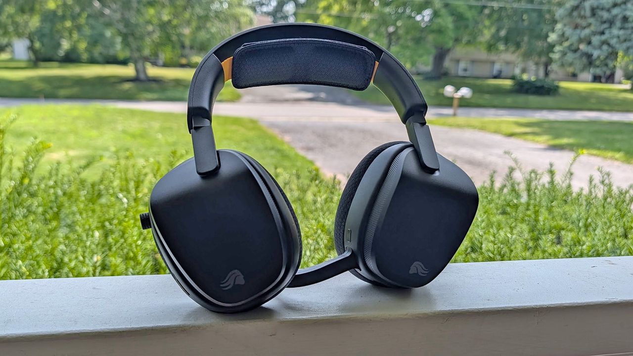 Featured image Glorious Wireless Gaming Headset Review
