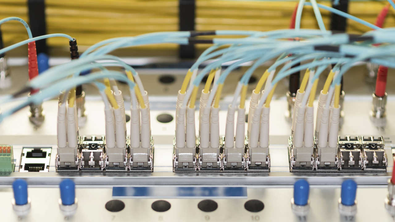 Featured image US crackdown on Chinas networking tech for data centers