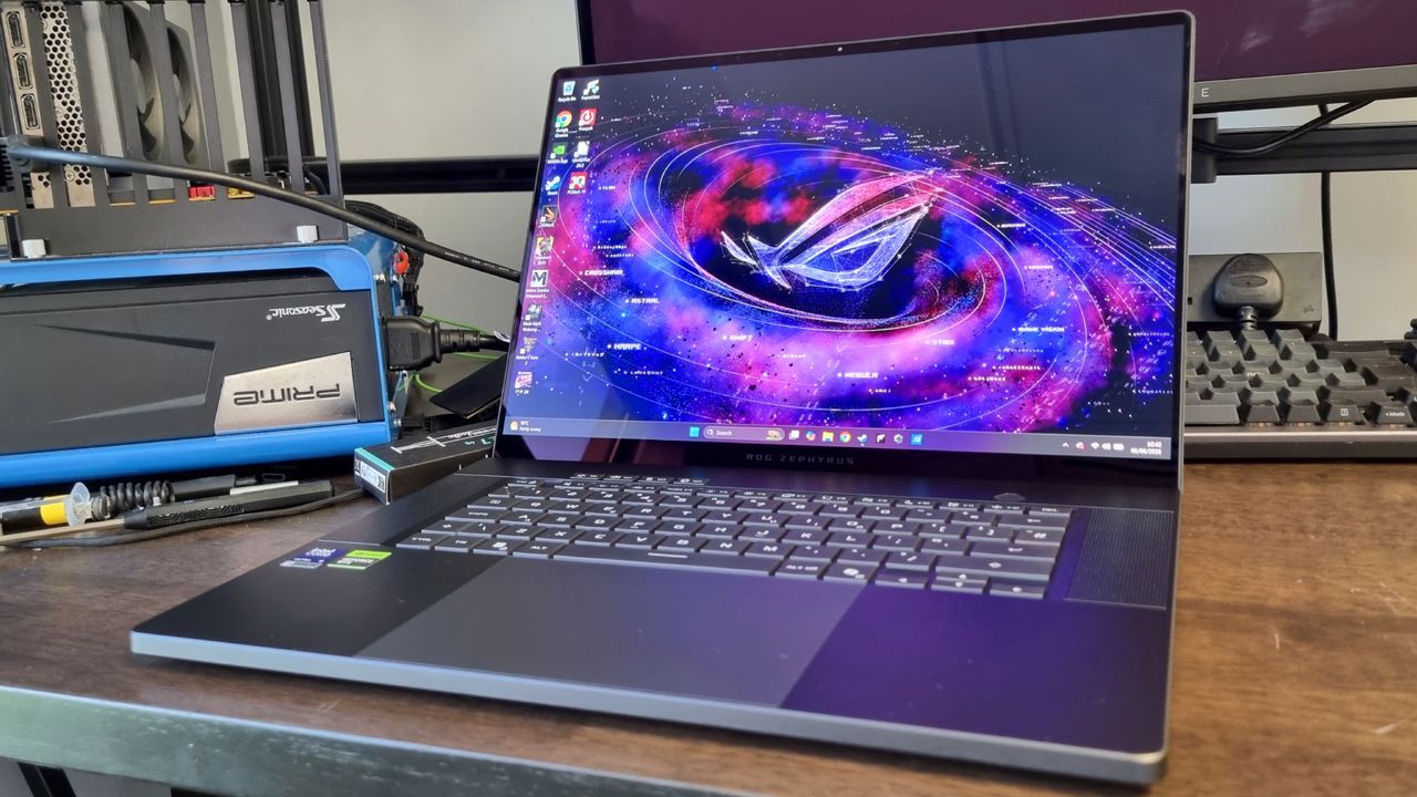 Featured image Asus ROG Zephyrus G16 2026 performance review