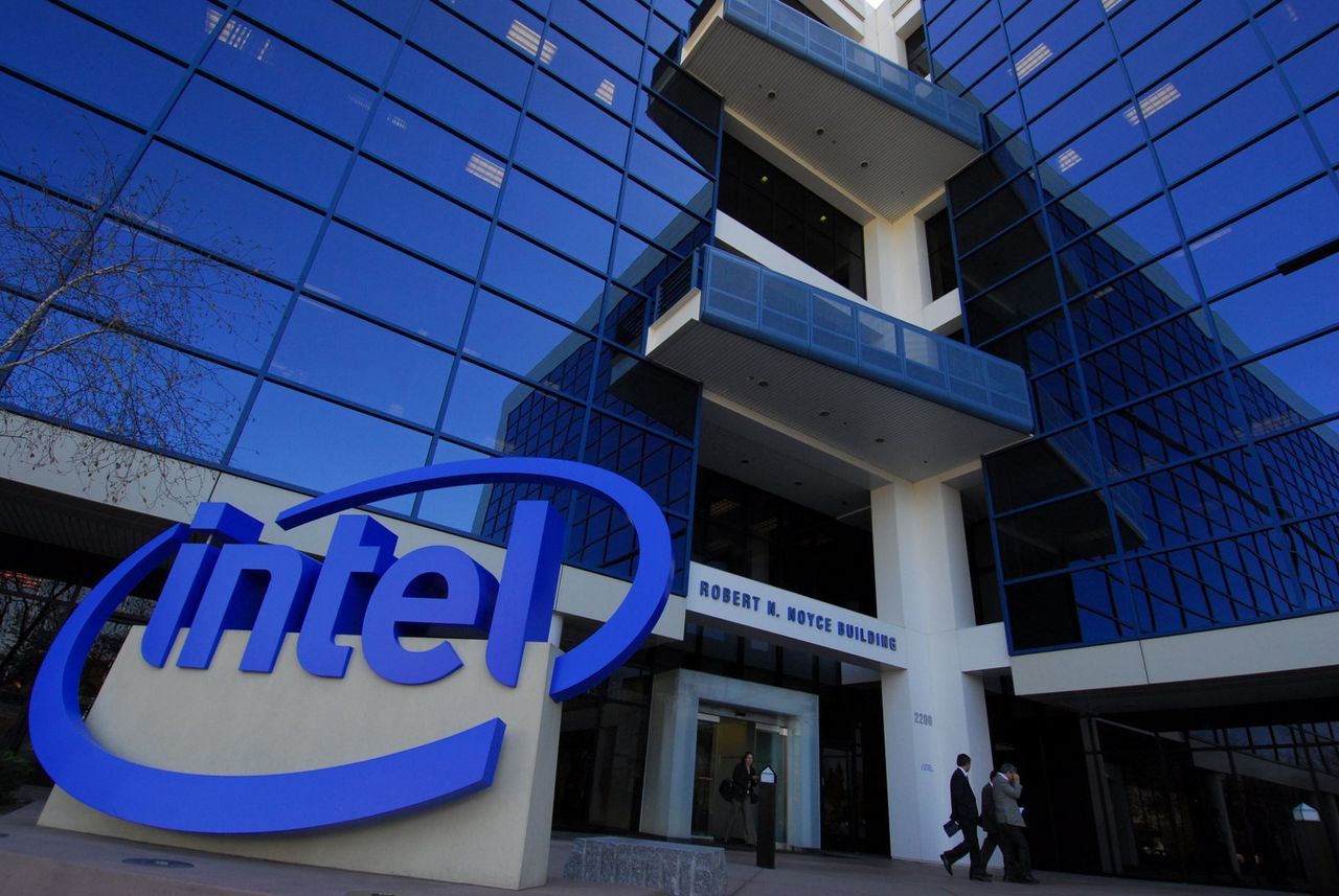 Featured image Intel splits PC market into two kingdoms mainstream vs enthusiast sockets