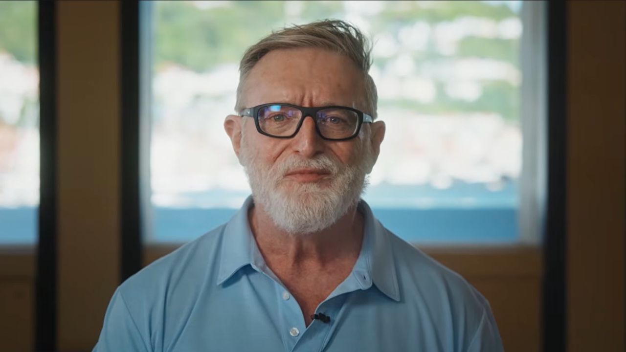 Featured image Gabe Newells new look looks like Hugh Jackman