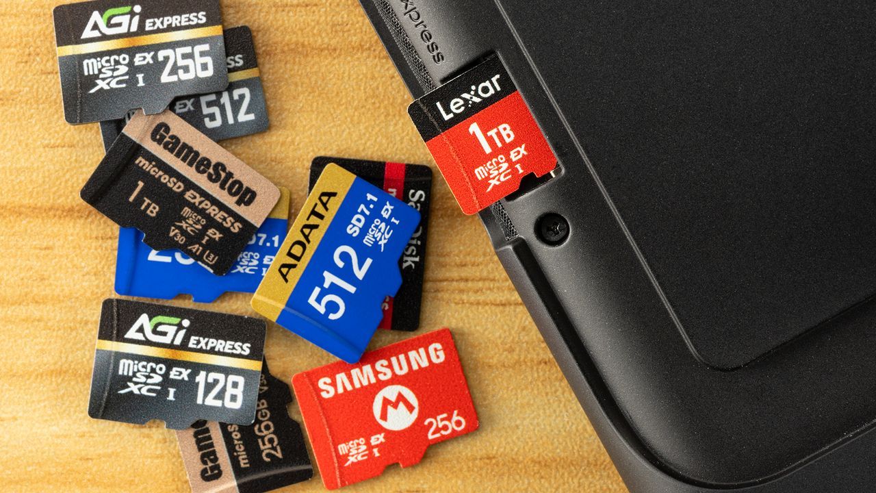 Featured image MicroSD card torture test writes 133 PB of data revealing SanDisk outlier