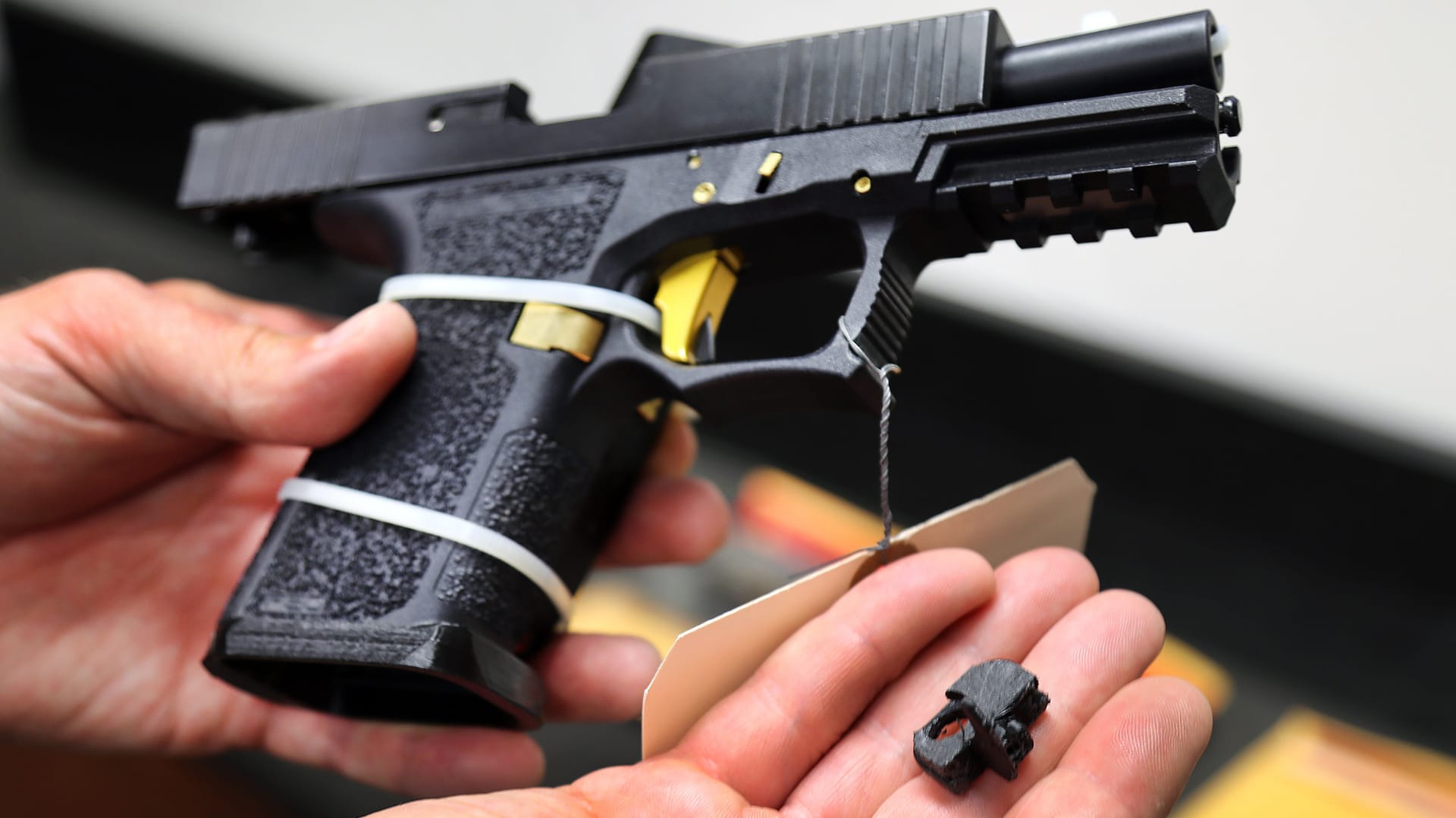 Featured image 50 3Dprinted kits turn guns automatic sold to cops