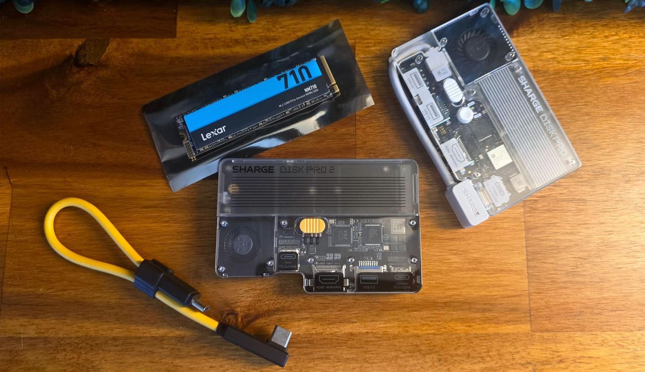 Featured image Magnetic SSD Dock Hands On the 8TB 80W Cooling Setup