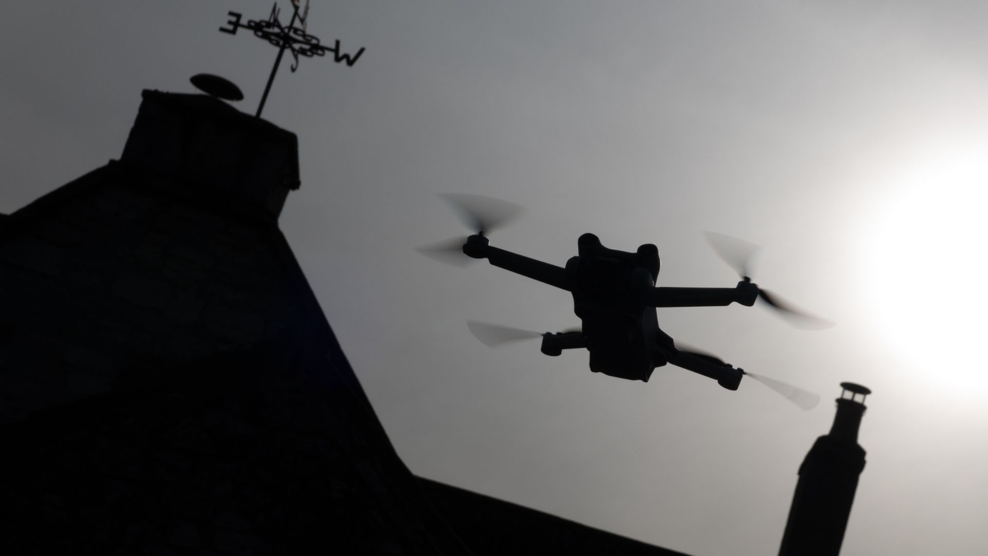 Featured image Drones use gravity waves for wireless power experiment
