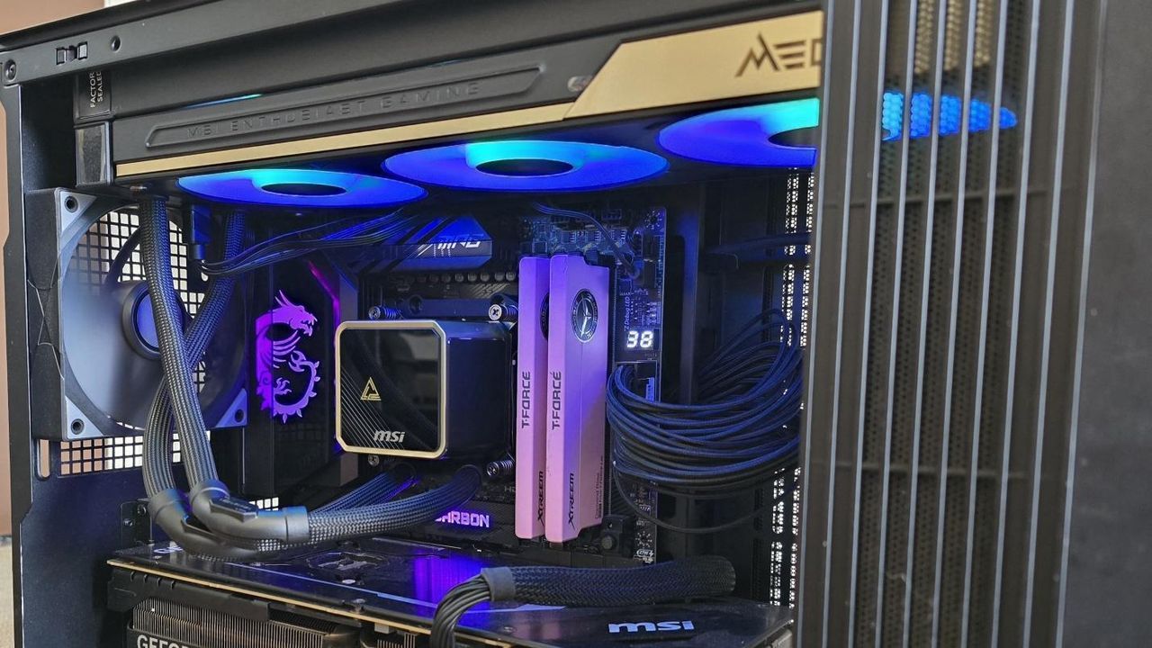Featured image MSI CoreLiquid E15 360 AIO Bold Design  Performance